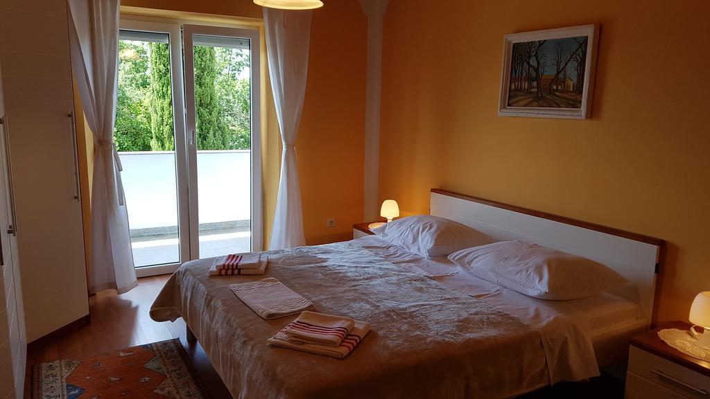Appartamento Mariva Dramalj Esterno foto