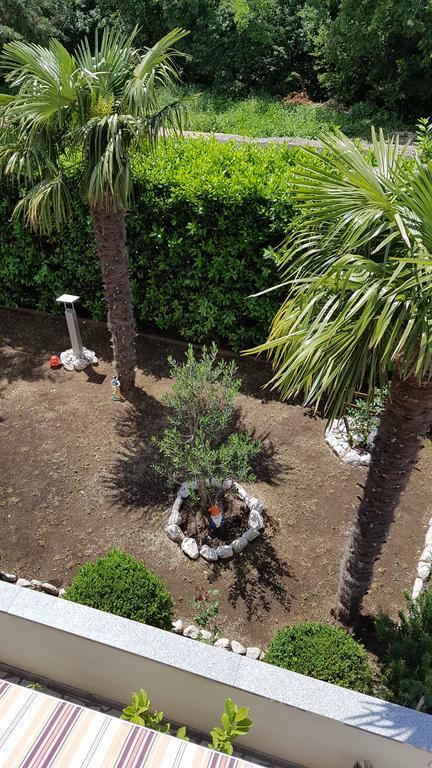 Appartamento Mariva Dramalj Esterno foto