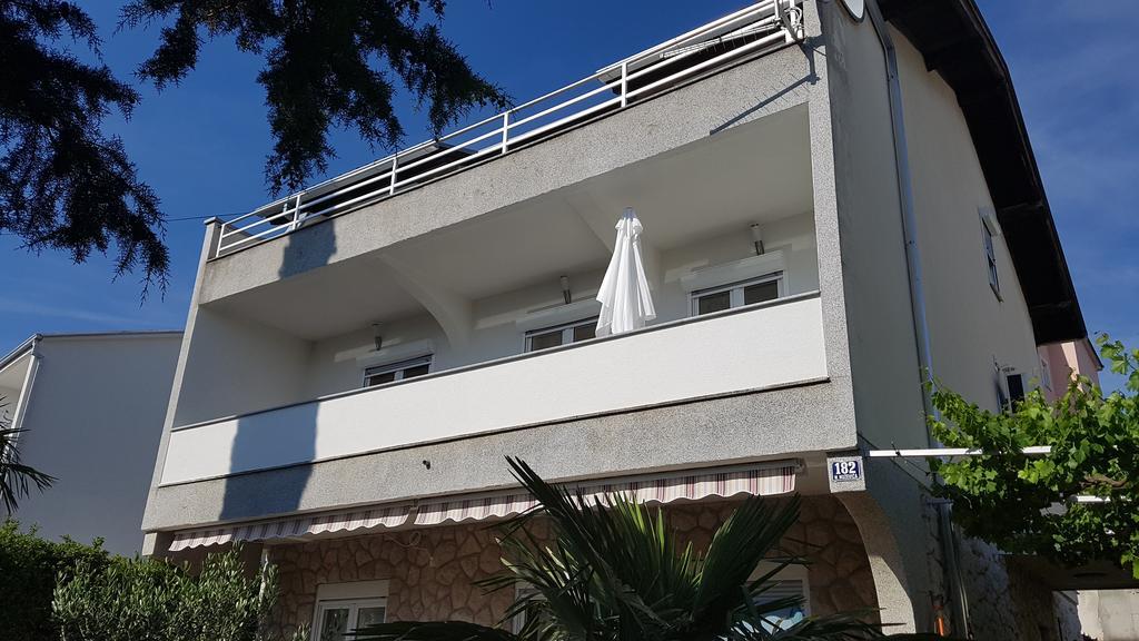 Appartamento Mariva Dramalj Esterno foto